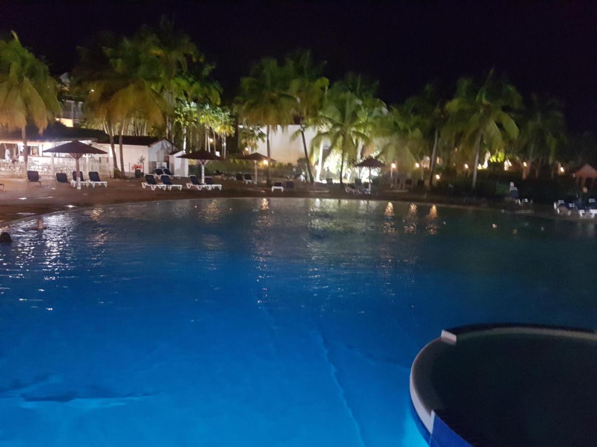 Caraibes Apparts-Resorts Sainte-Anne  Dış mekan fotoğraf